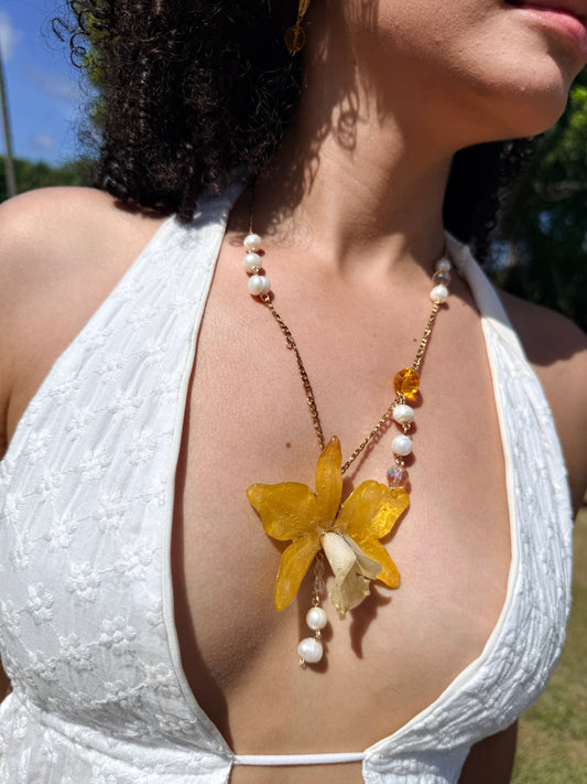 Golden Cattleya pearl necklace