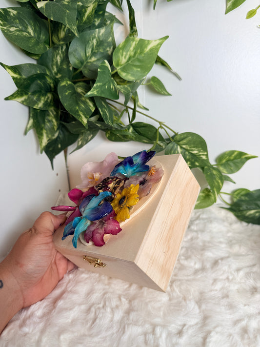 Bloom Mosaic Keepsake Chest