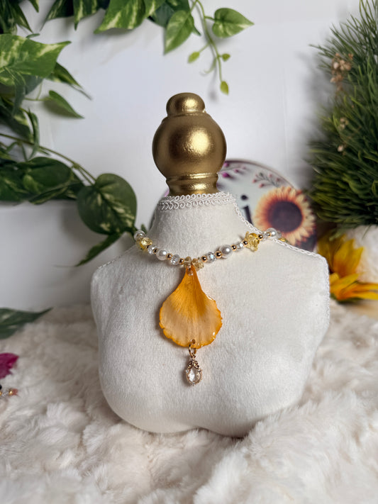 Golden Ember Necklace(Flamboyan)