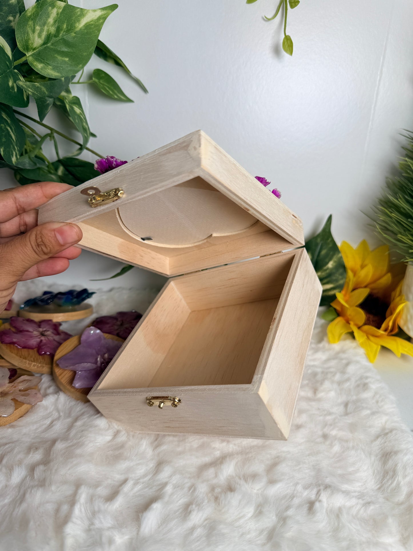Bloom Mosaic Keepsake Chest