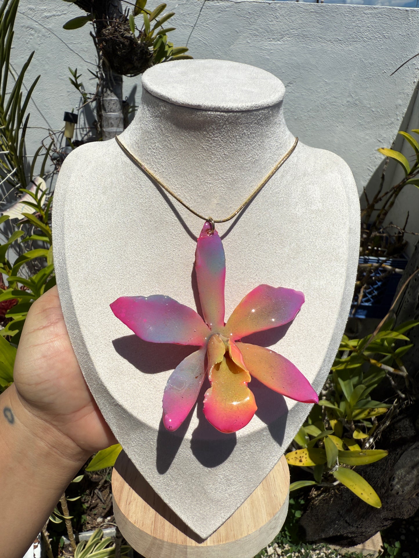 Colorfull Cattleya necklace