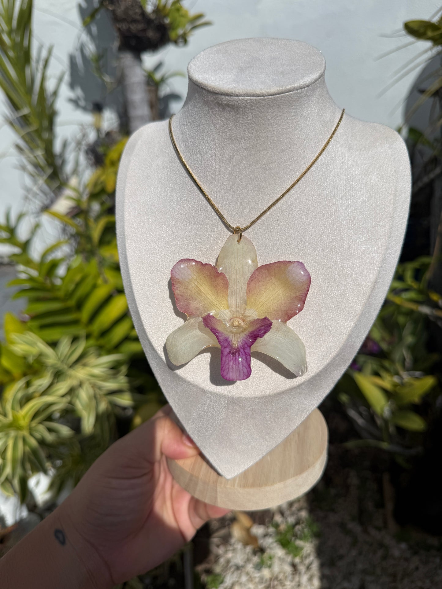 Color Dendrobium Orchid necklace