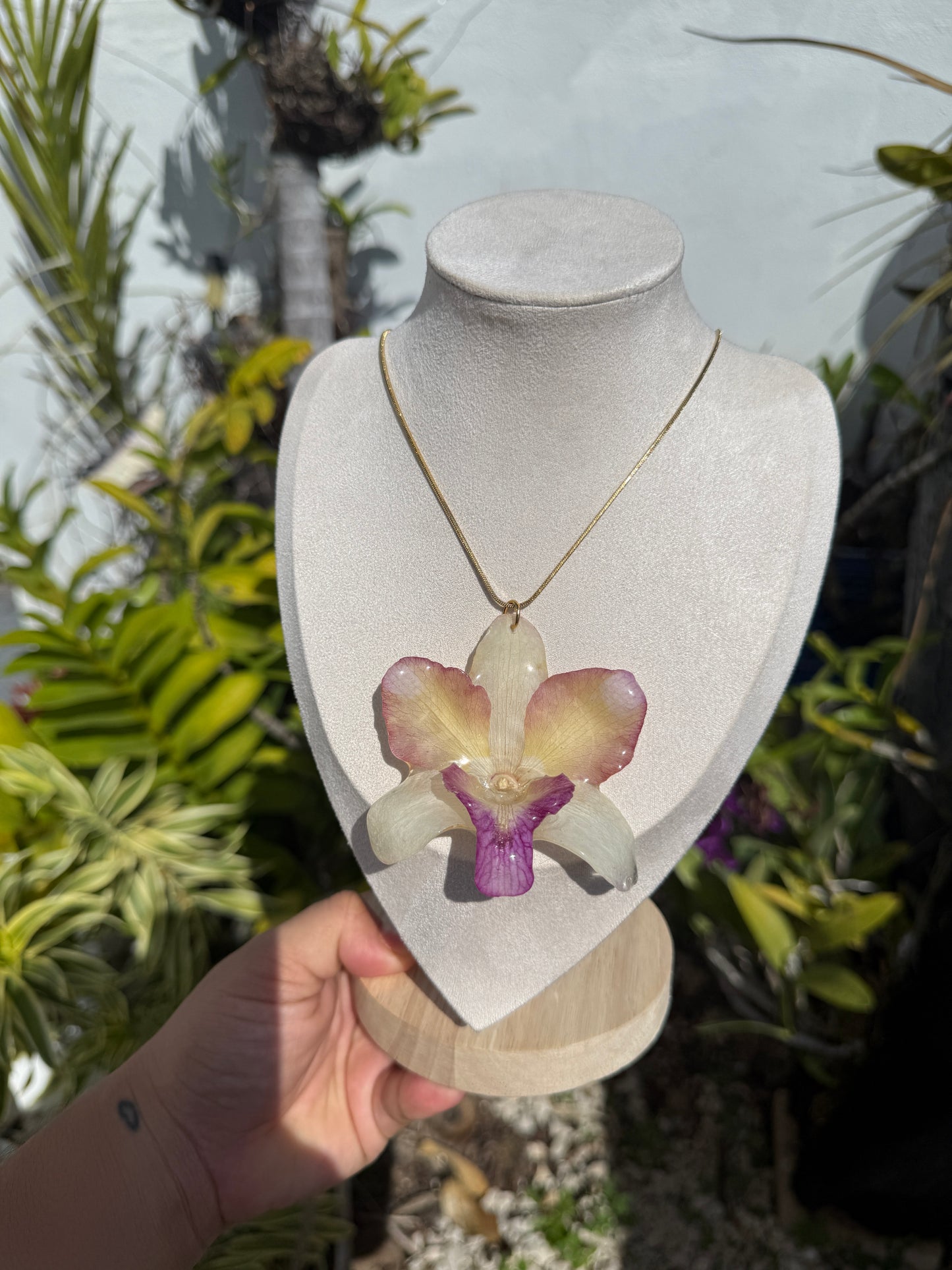 Color Dendrobium Orchid necklace