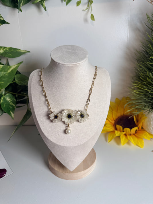 Daisy fancy necklace
