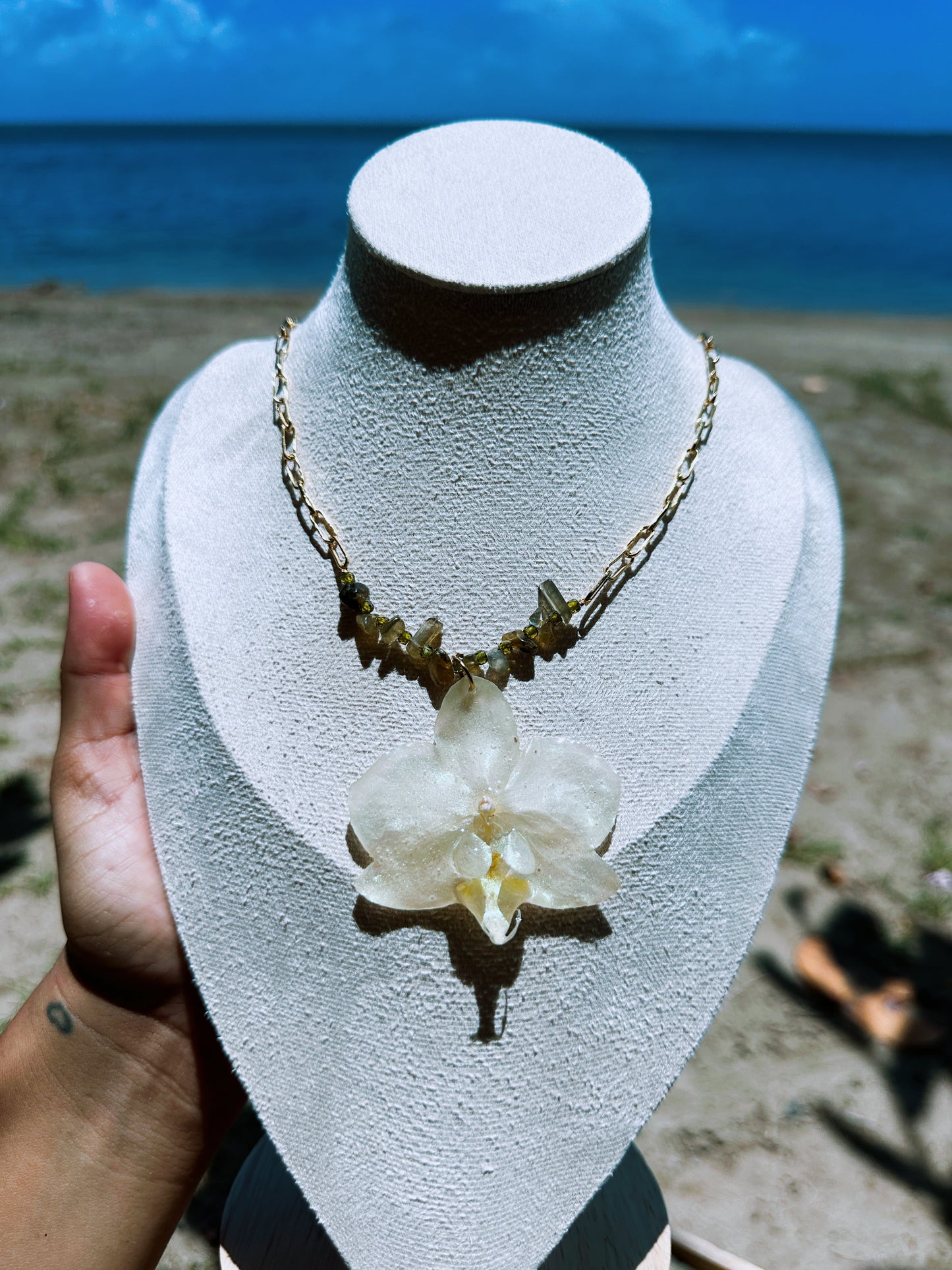 White Orchid/ Natural Larvikite Chip Beaded Necklace 18K