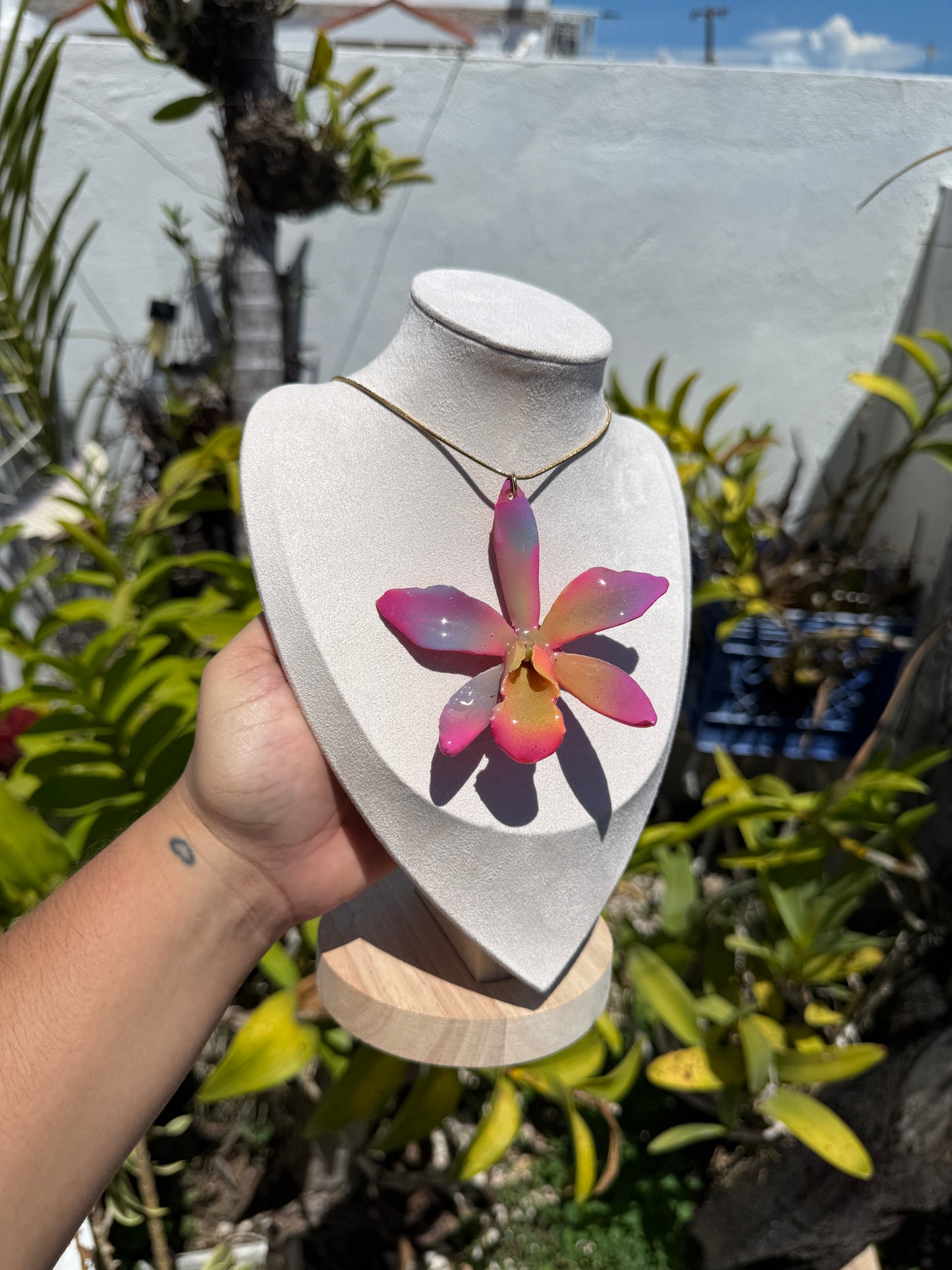 Colorfull Cattleya necklace