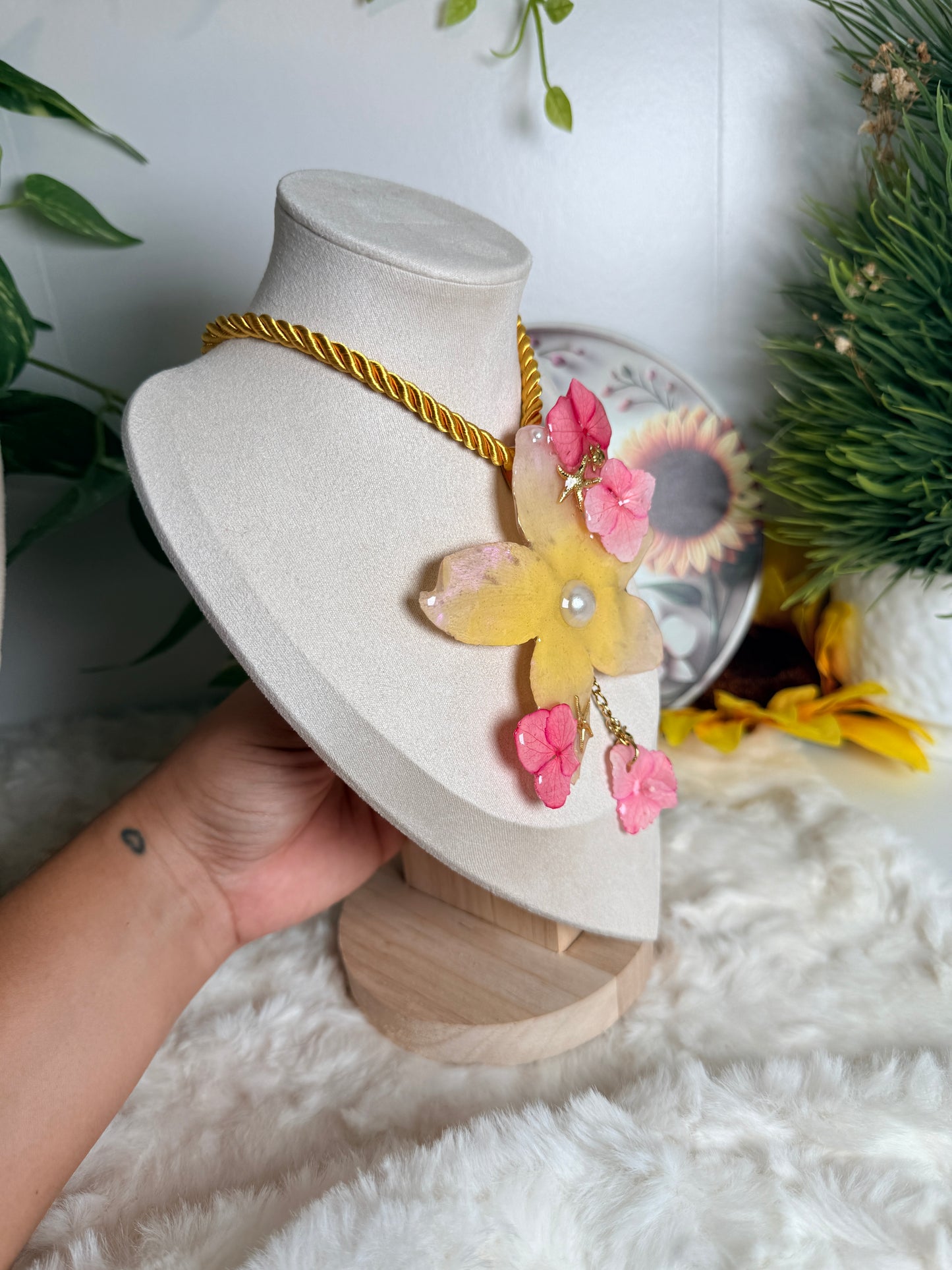 Plumeria & Hydrangea Paradise Necklace