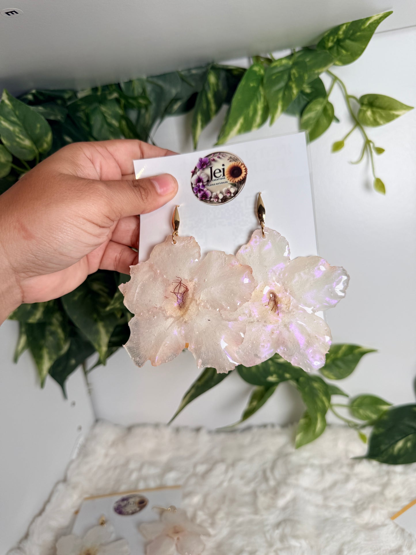 Pearl Glow Desert Rose Earrings