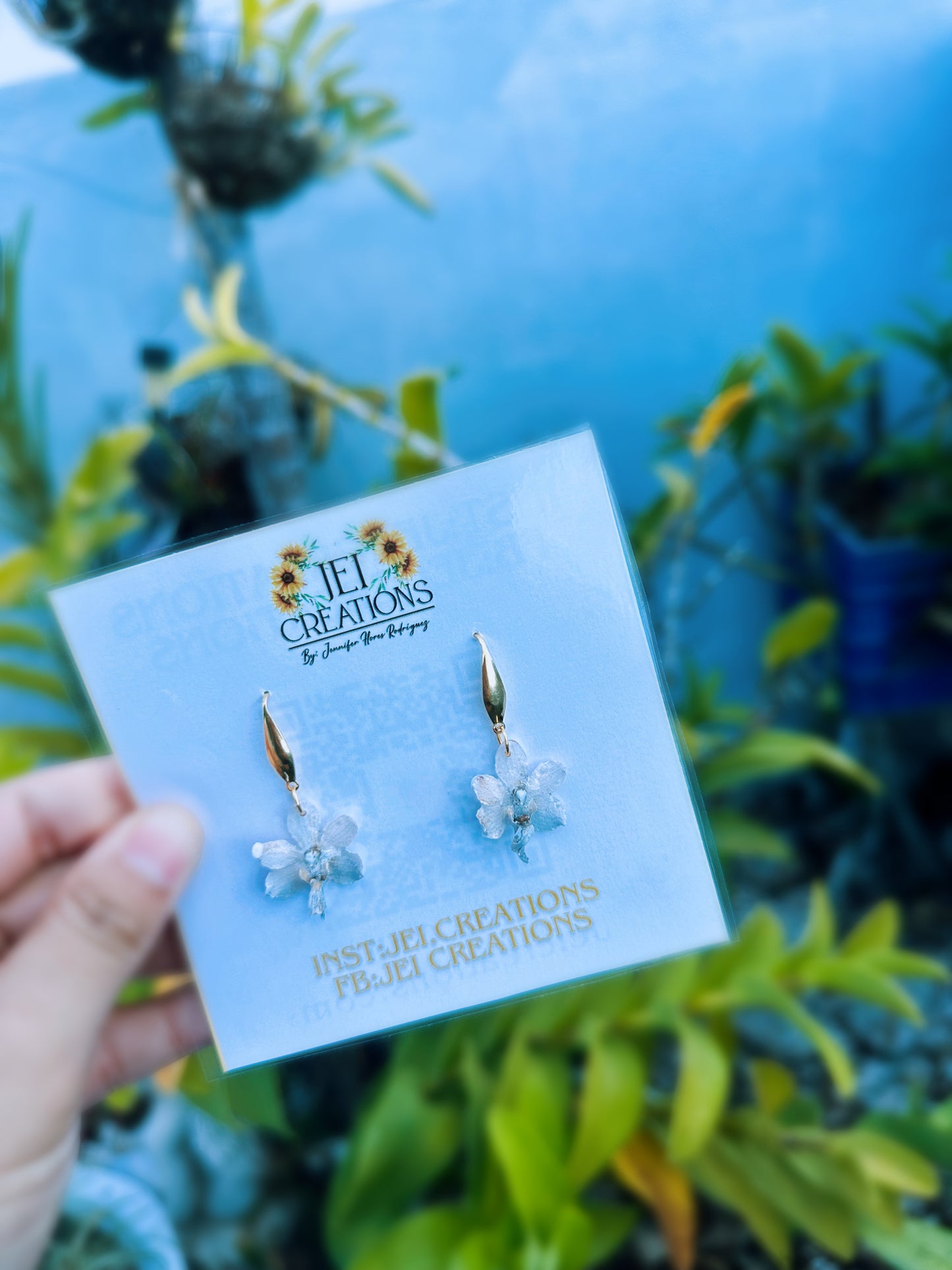 Extra Baby White Orchid Vanda Earings
