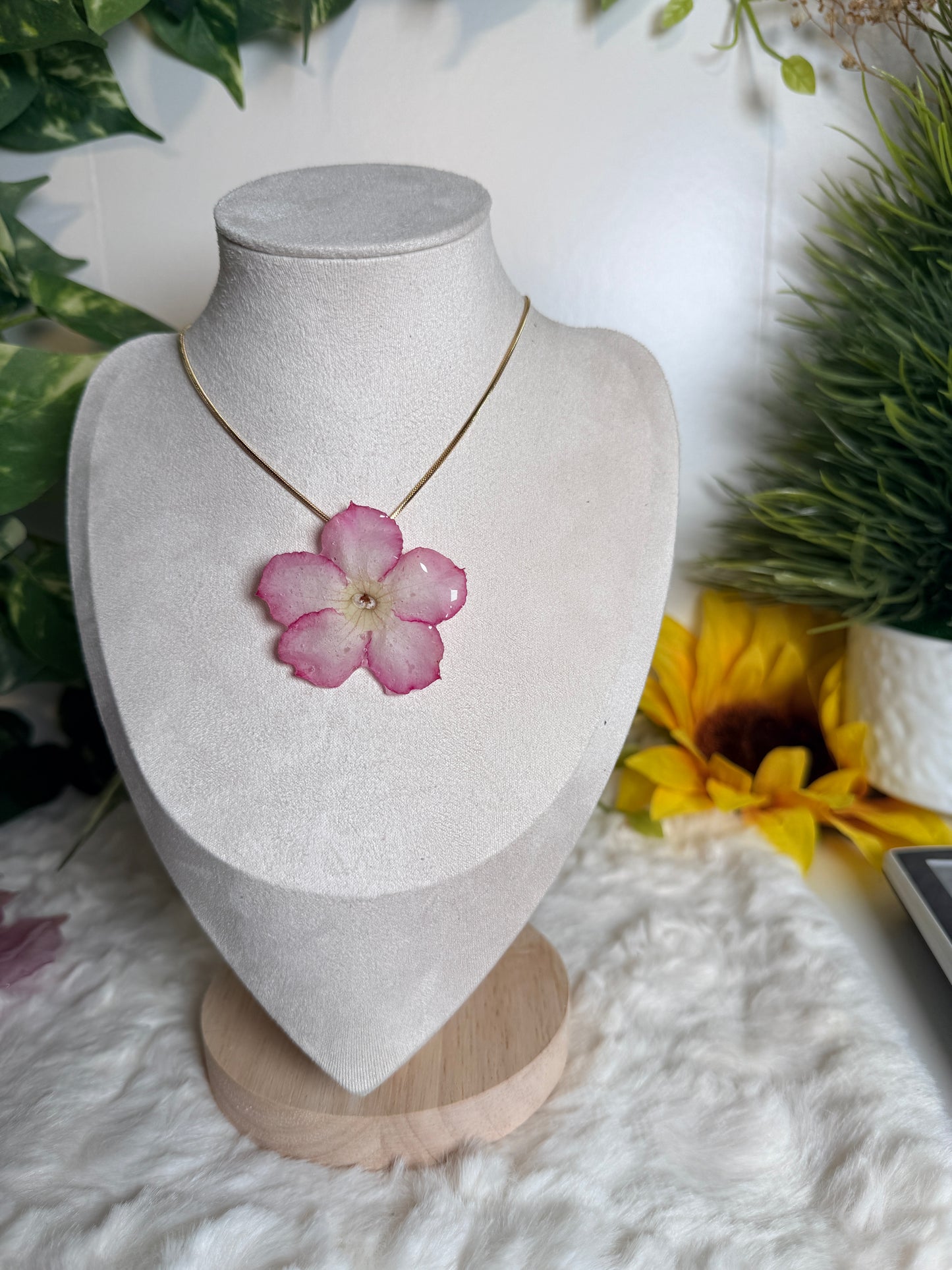 Desert Rose necklace