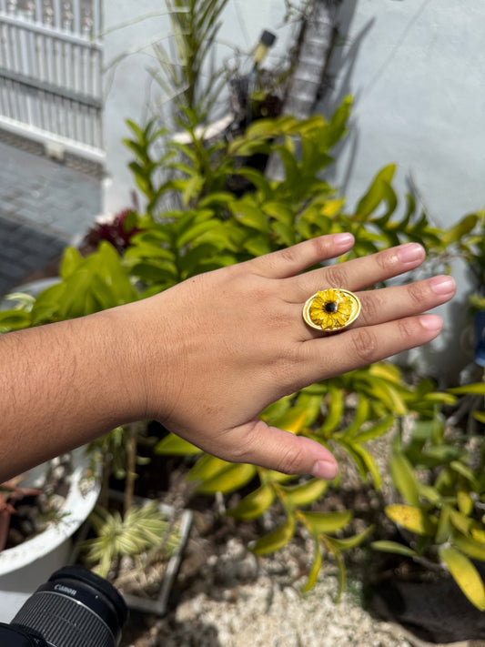 Sunflower ring