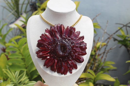 Extra big Gerbera Necklace