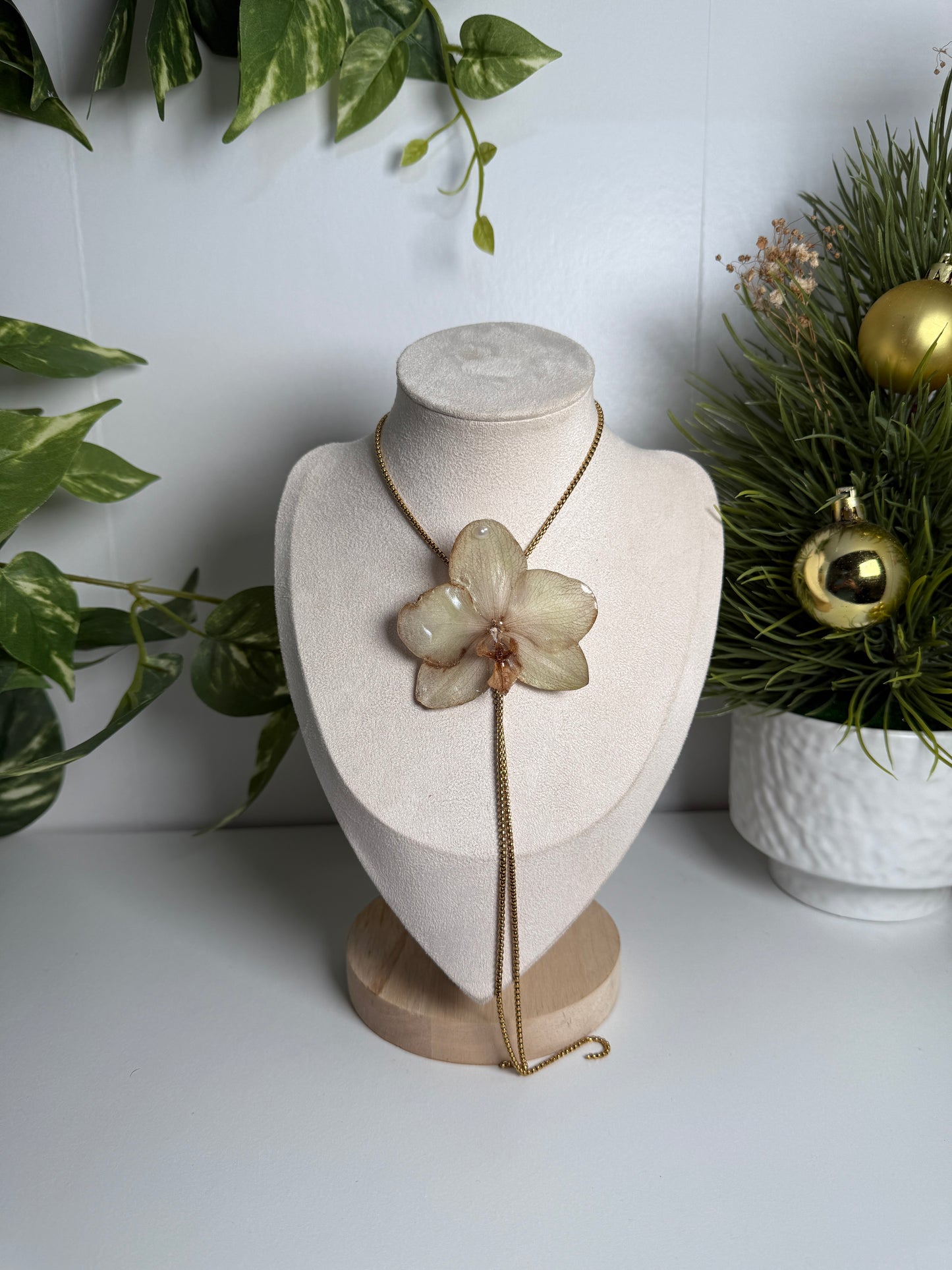 Phalaenopsis Orchid necklace