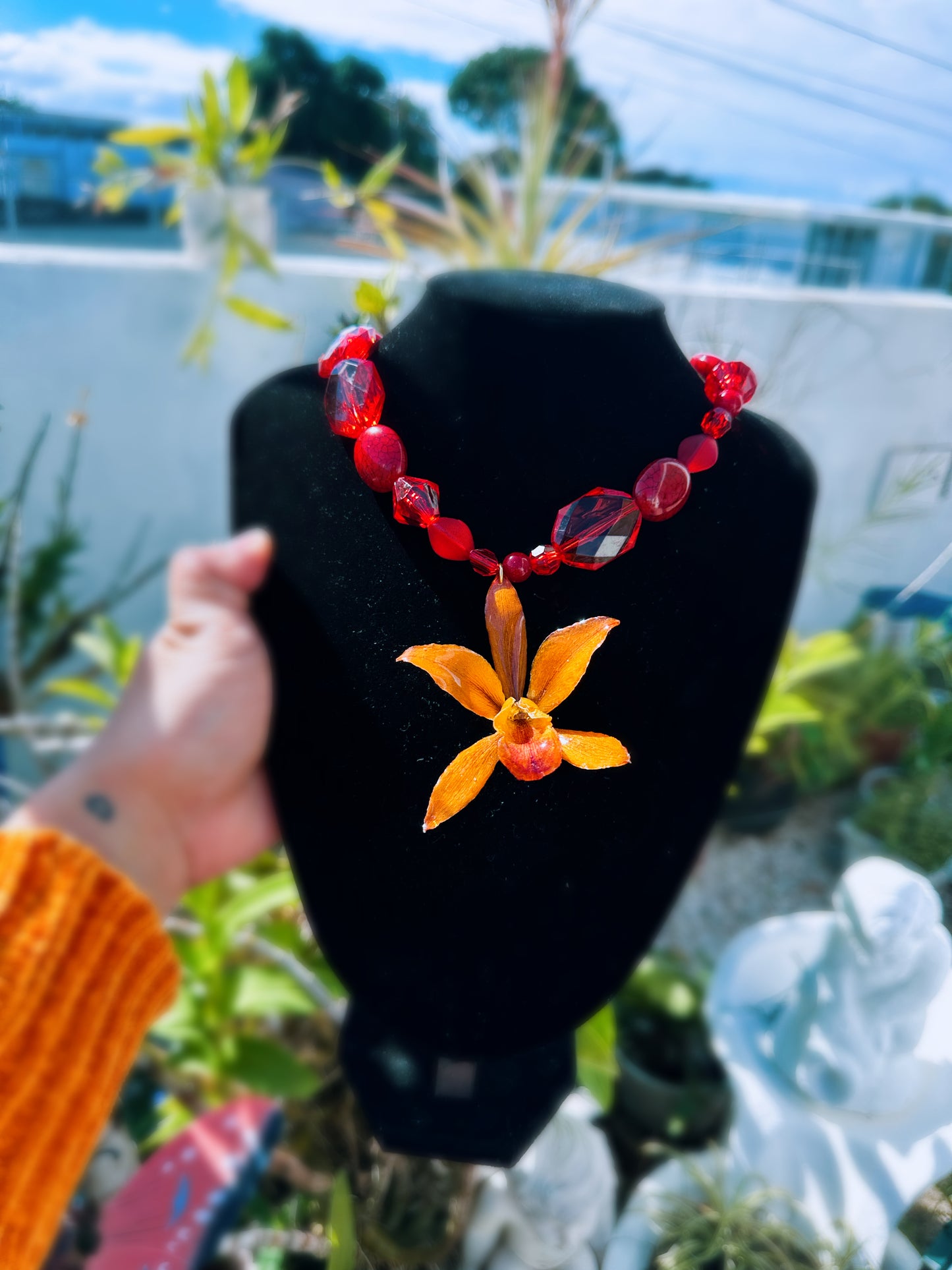 Cattleya Red Necklace