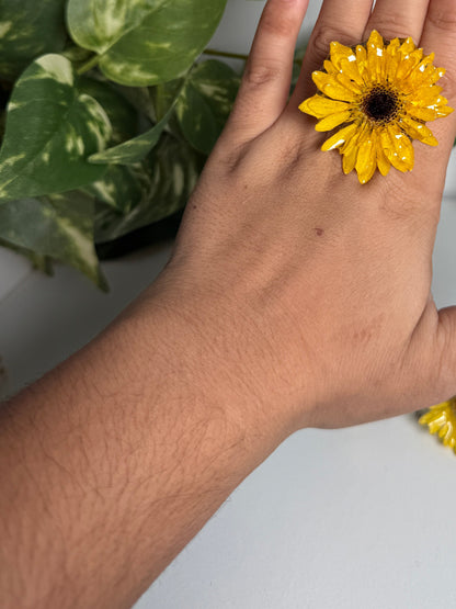 Sunflower ring