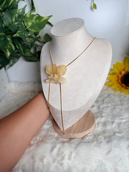 Ivory Bloom – Lariat Orchid Necklace