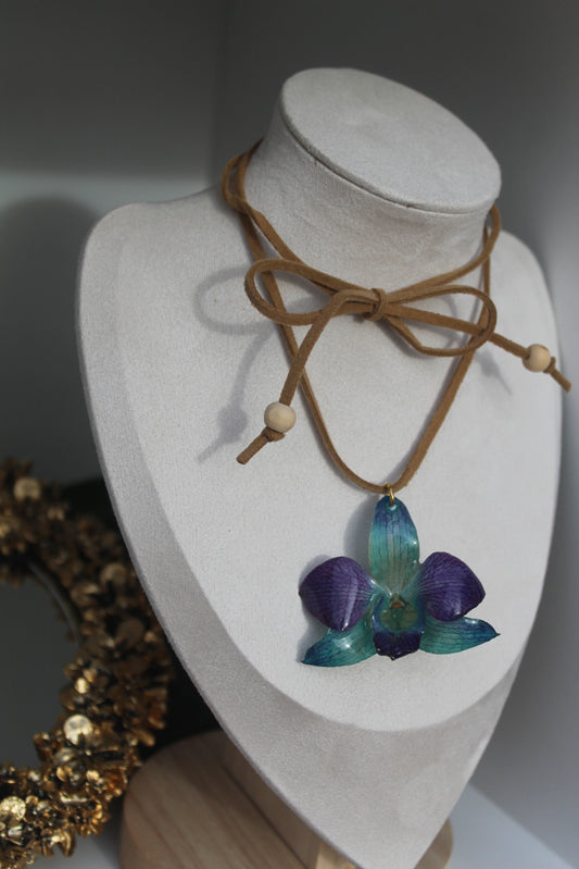 Baby Blue Orchid Choker