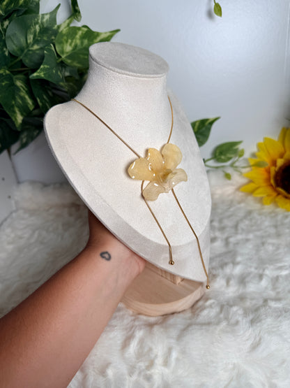 Ivory Bloom – Lariat Orchid Necklace