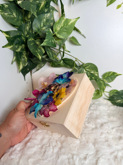 Bloom Mosaic Keepsake Chest