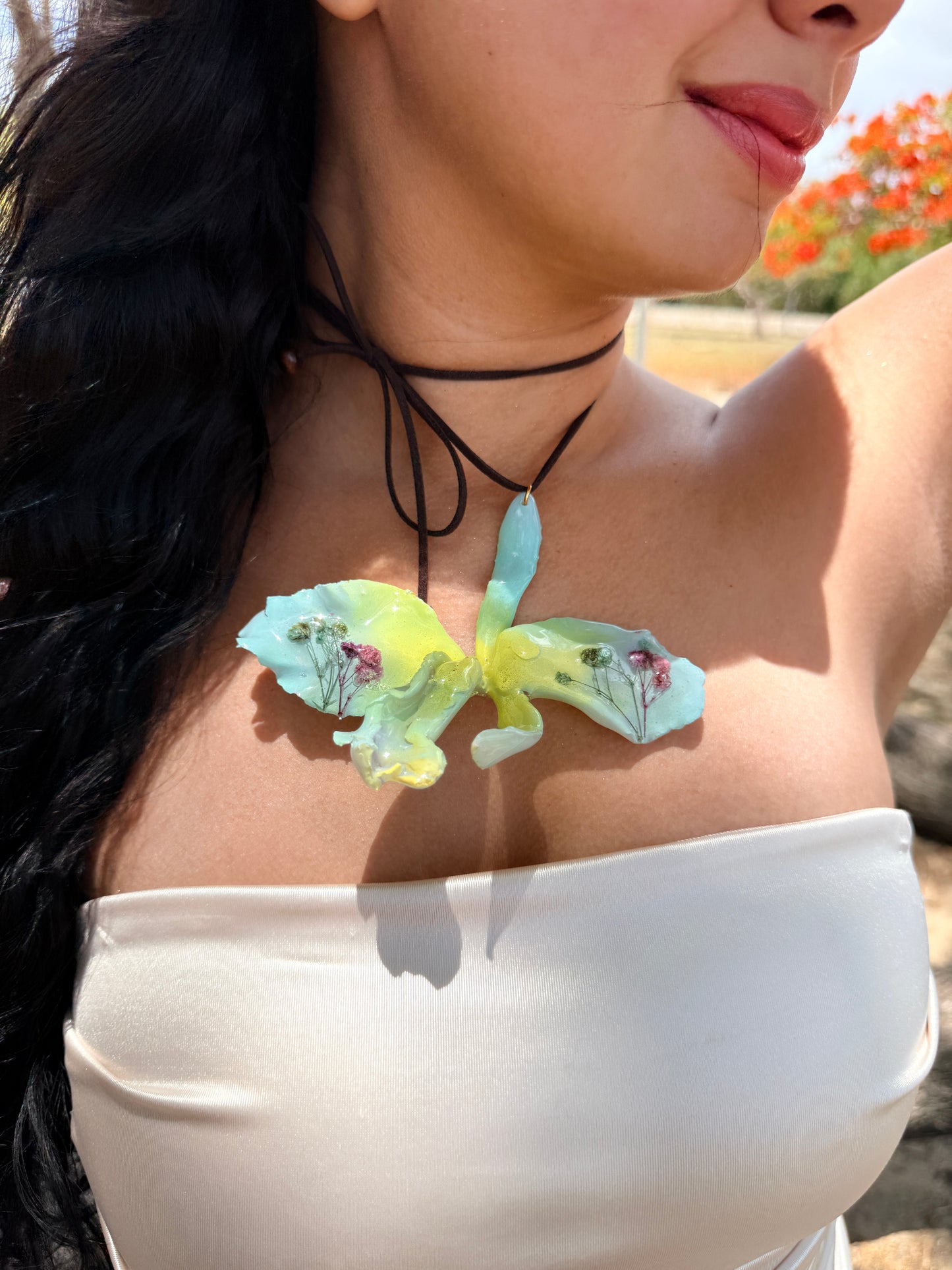 Cattleya Garden Statement Choker