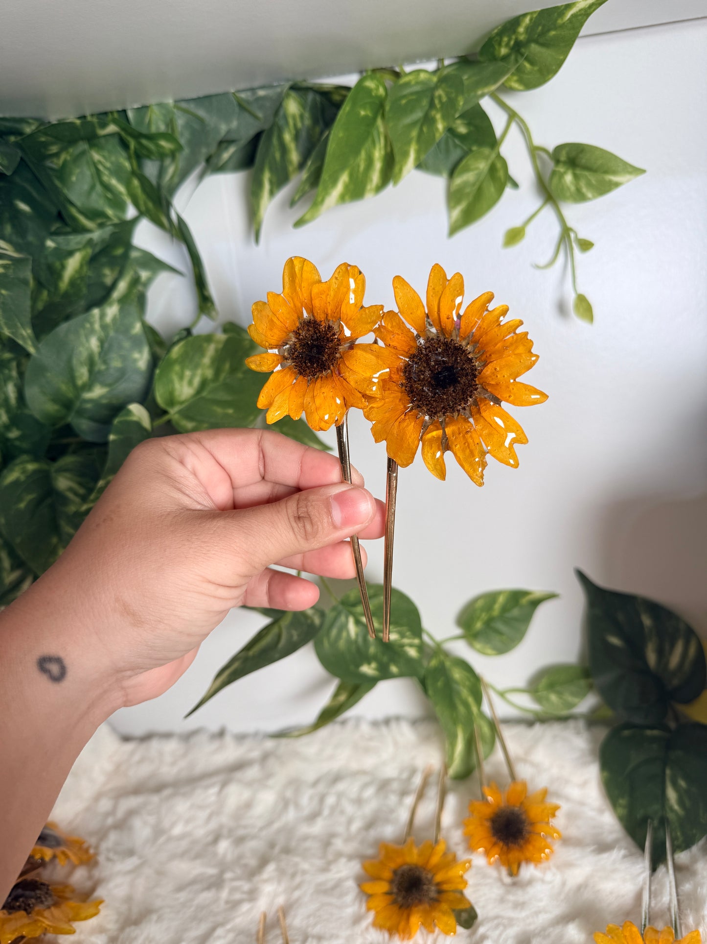 Golden Sun Bloom Hair Pin