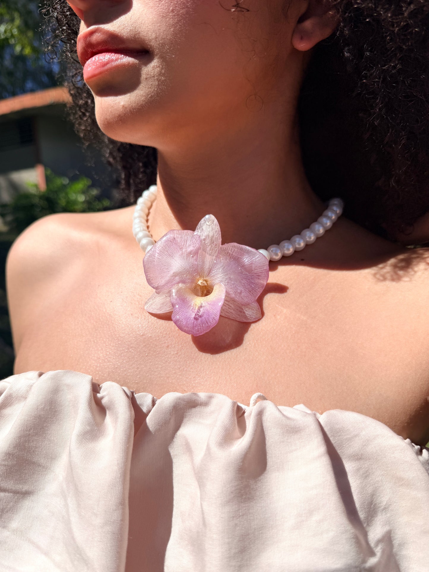 Pinky Orchid pearl necklace Choker