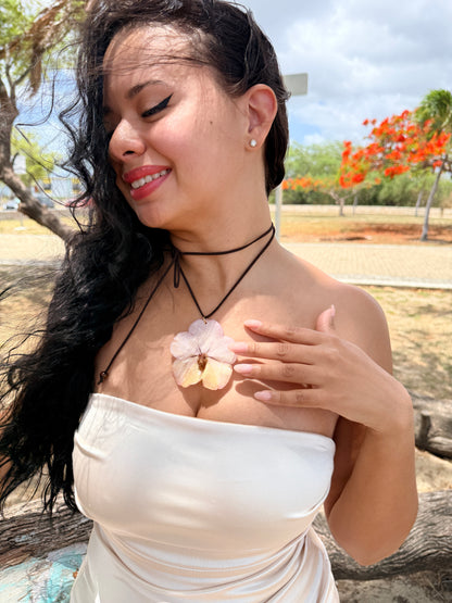 Vanda Champagne Choker
