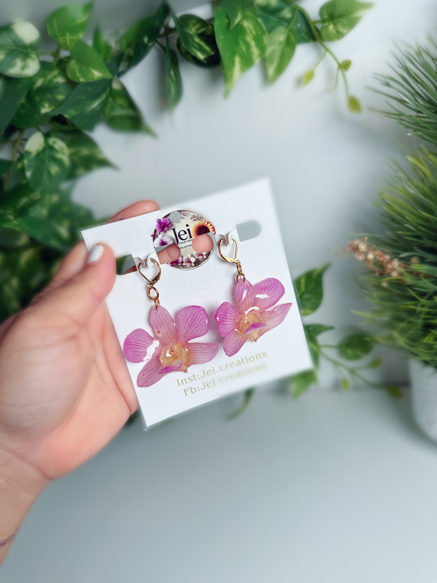 Pinky Orchid earings