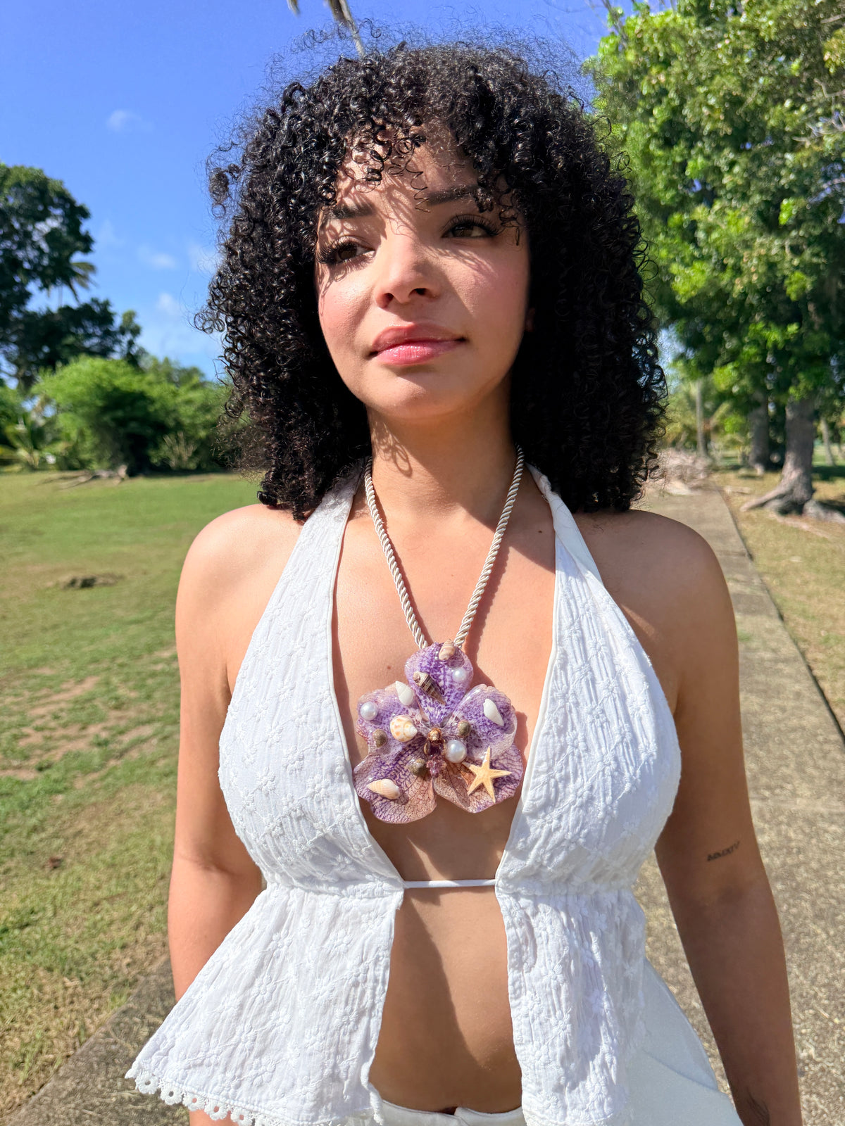 Ocean Vanda Statement Necklace