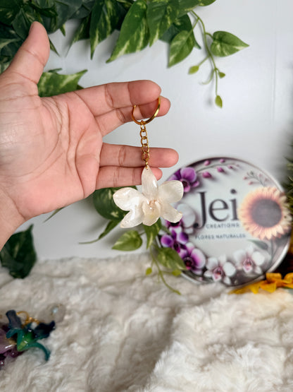 Flowers keychain