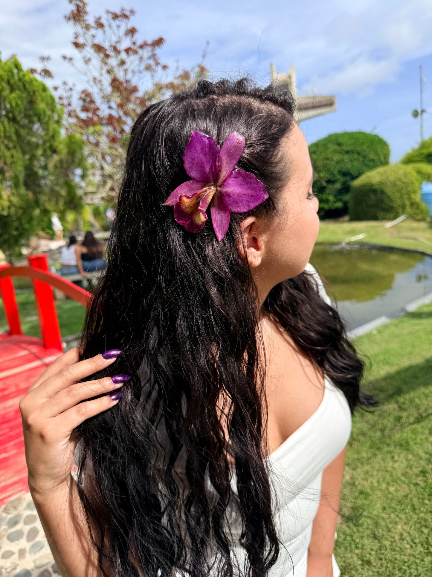 Enchanté Amethyst Cattleya 2-in-1 Necklace & Hair Clip