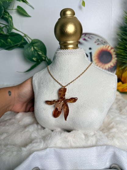 Grammatophyllum necklace
