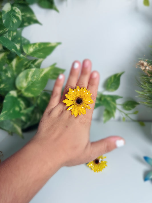 Sunflower ring