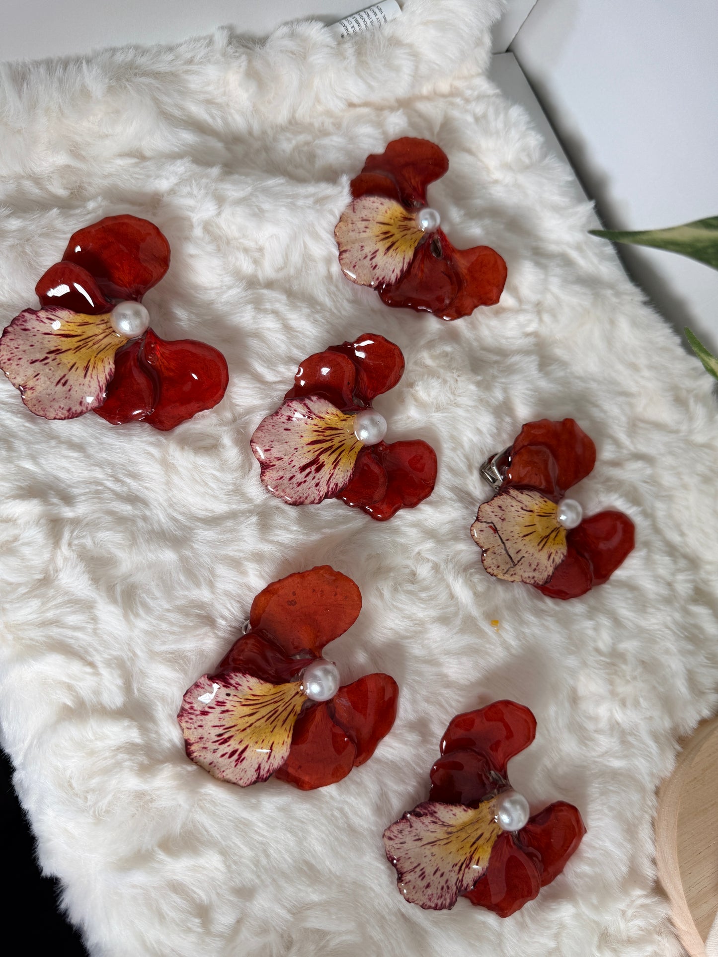 Flamboyant Bloom Hair Clip & Brooch 2 in 1