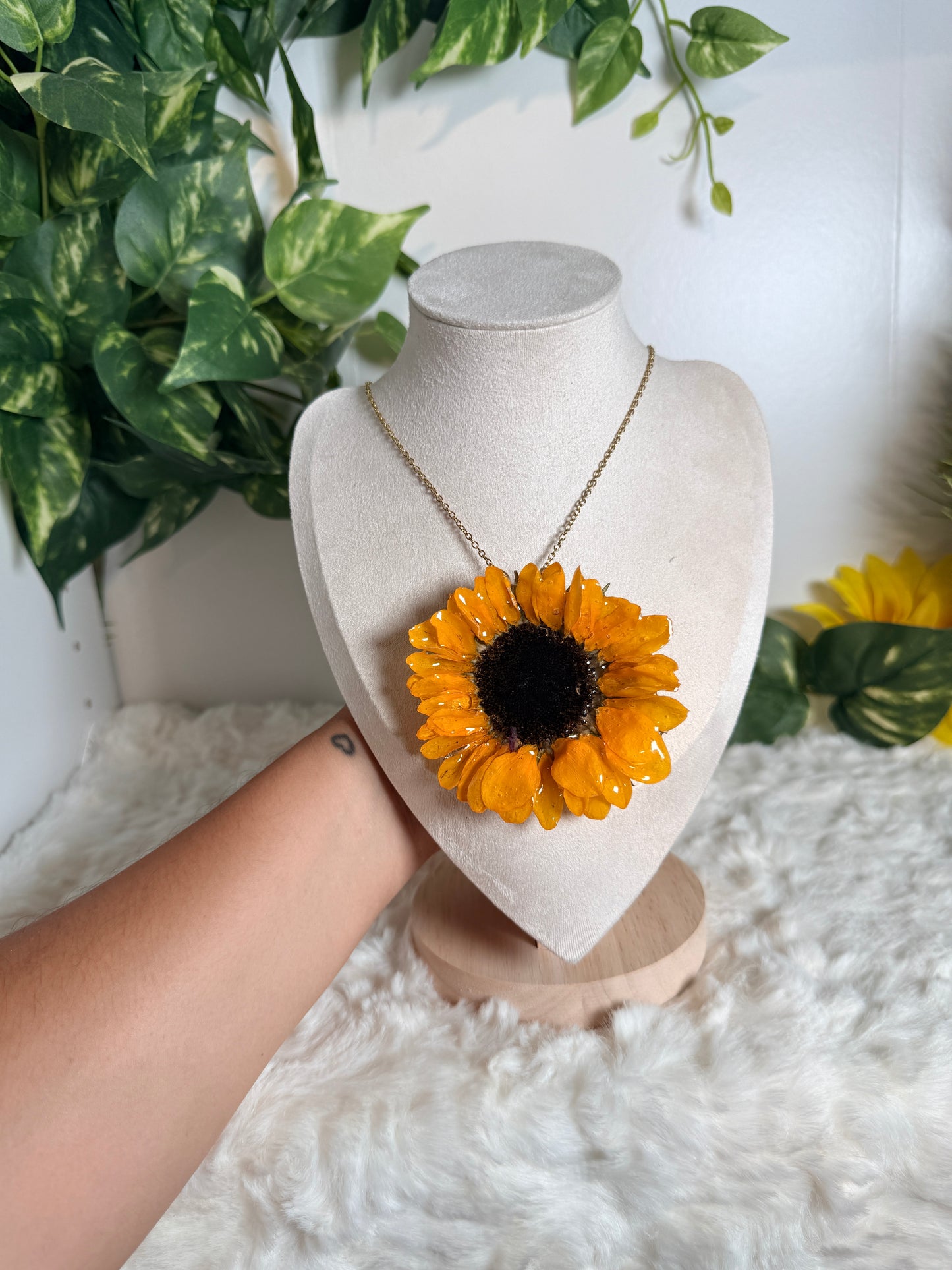 Sunflower Statement Bloom Necklace 🌻