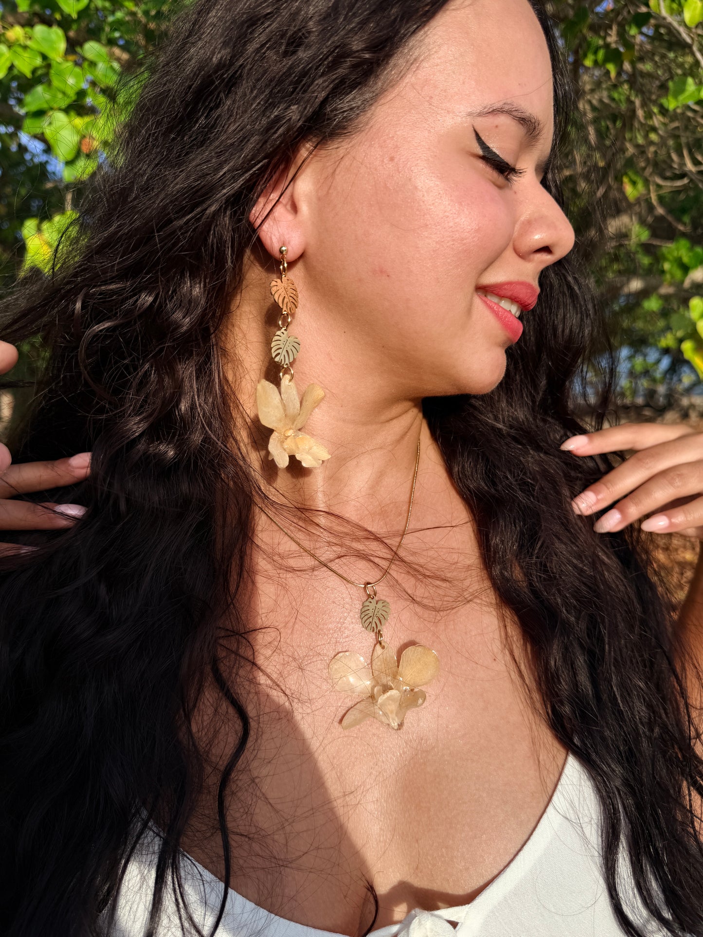 Ivory Orchid Jewelry Set
