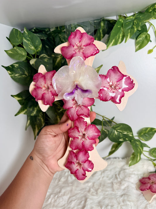 Rosé Grace Cross Decor