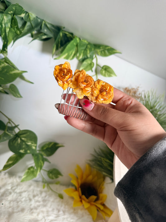 Golden Garden Mini Rose Comb