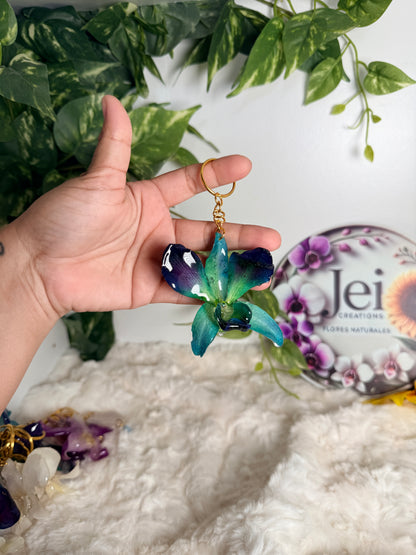 Flowers keychain