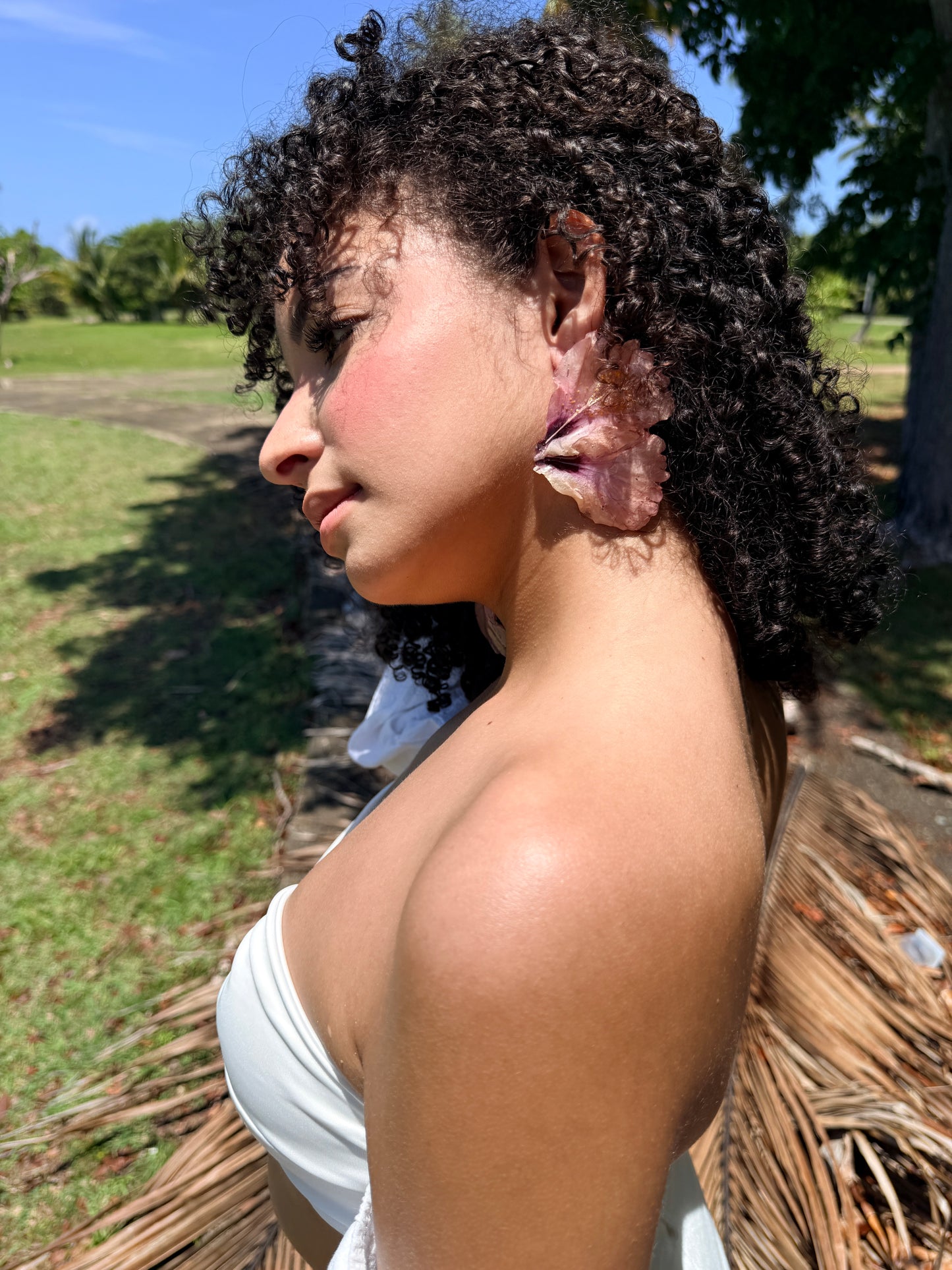Amapola stud earrings