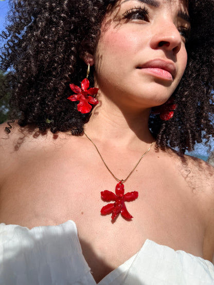 Red orchid set (aretes + cadena)