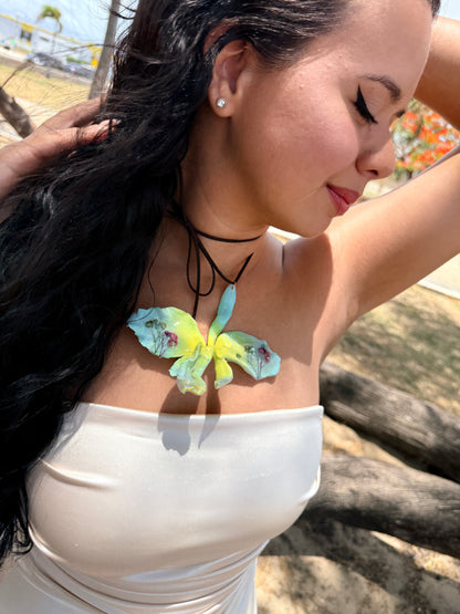 Cattleya Garden Statement Choker