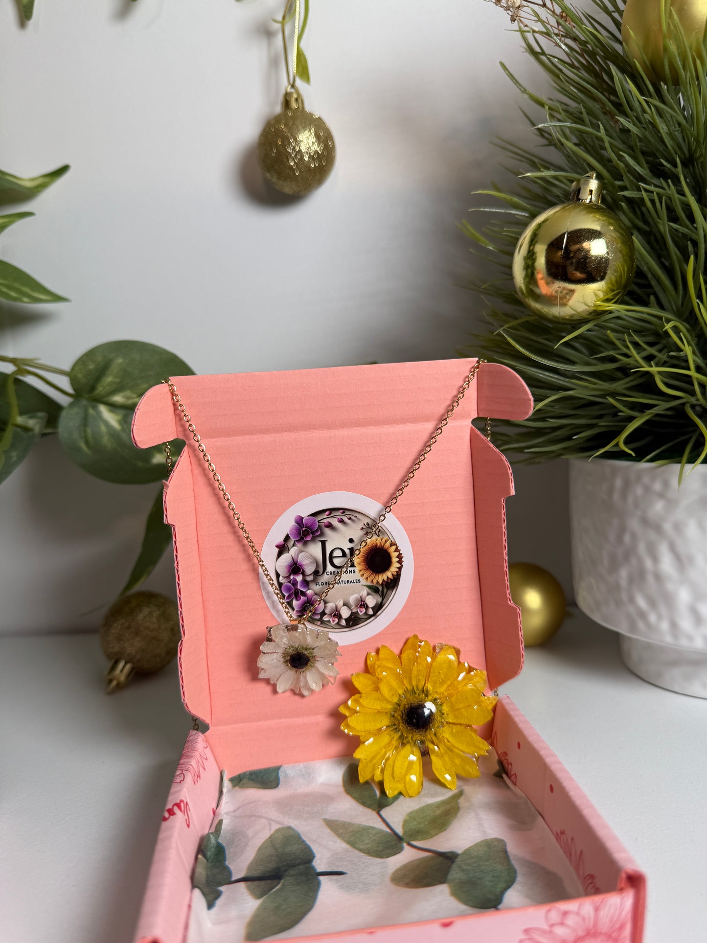 Floral Charm Duo Necklace Set