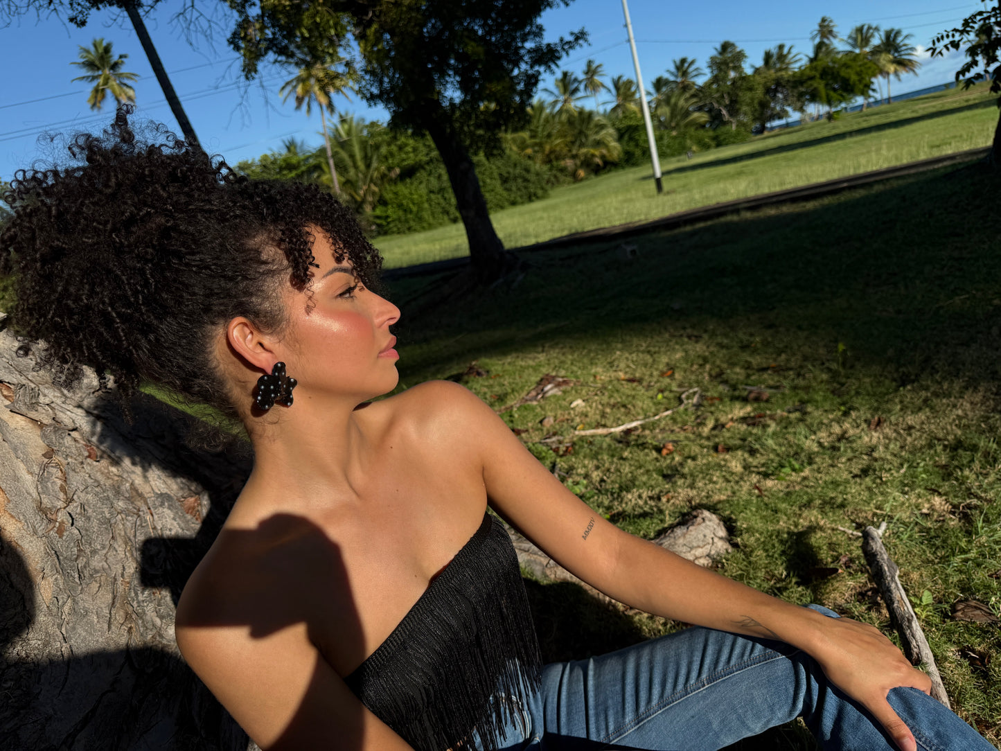 Black Orchid pearl stud