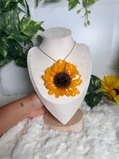 Sunflower Statement Bloom Necklace 🌻