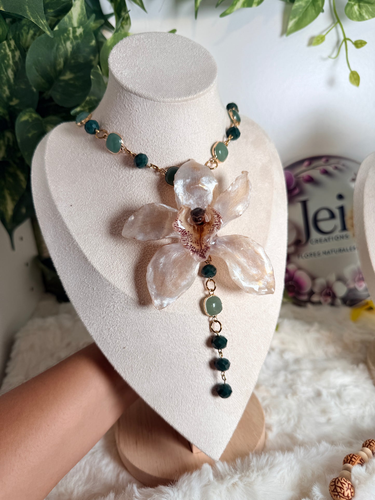 Ivory Cymbidium Lariat Necklace