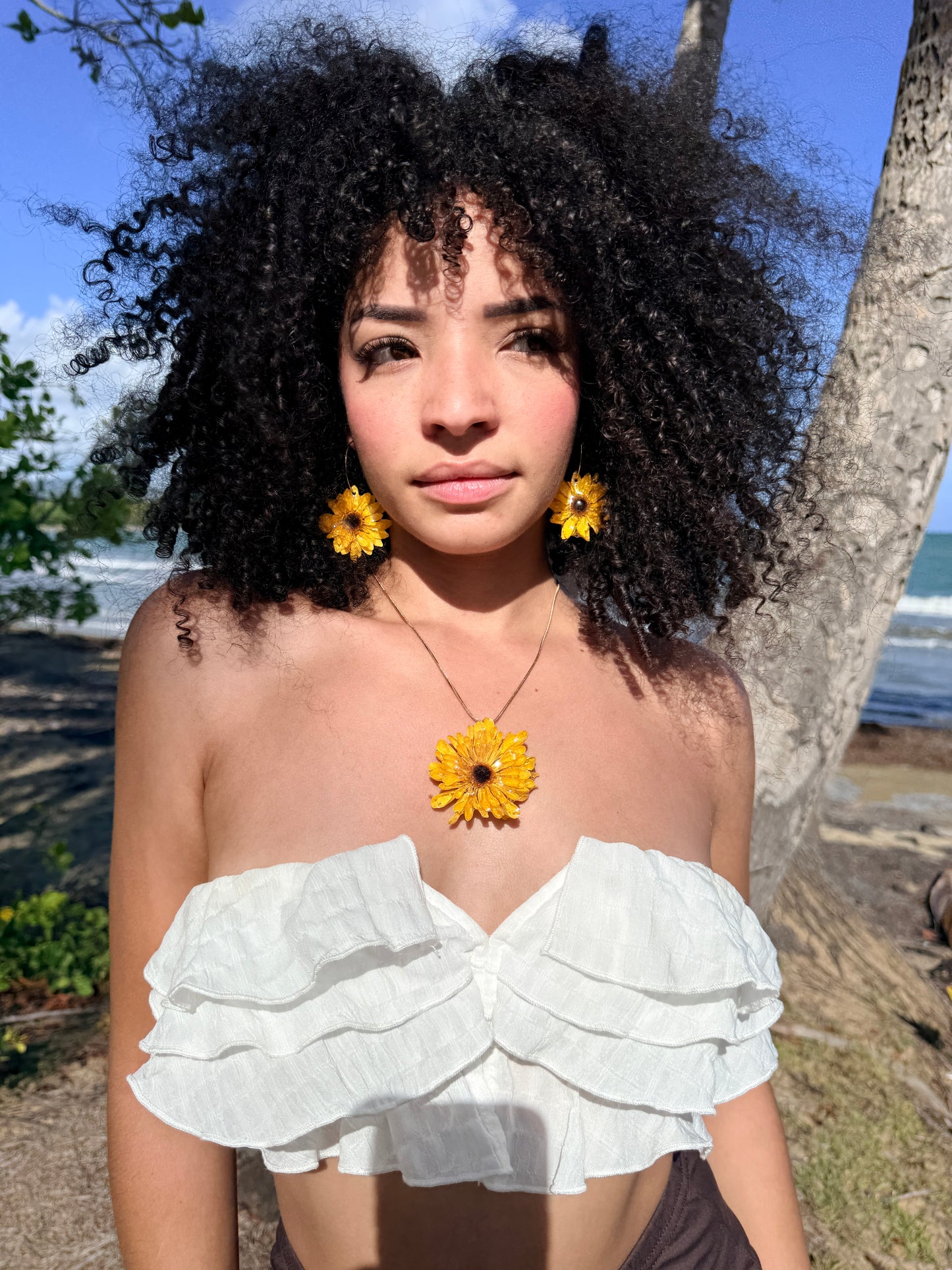 Sunflower set (aretes+ cadena)