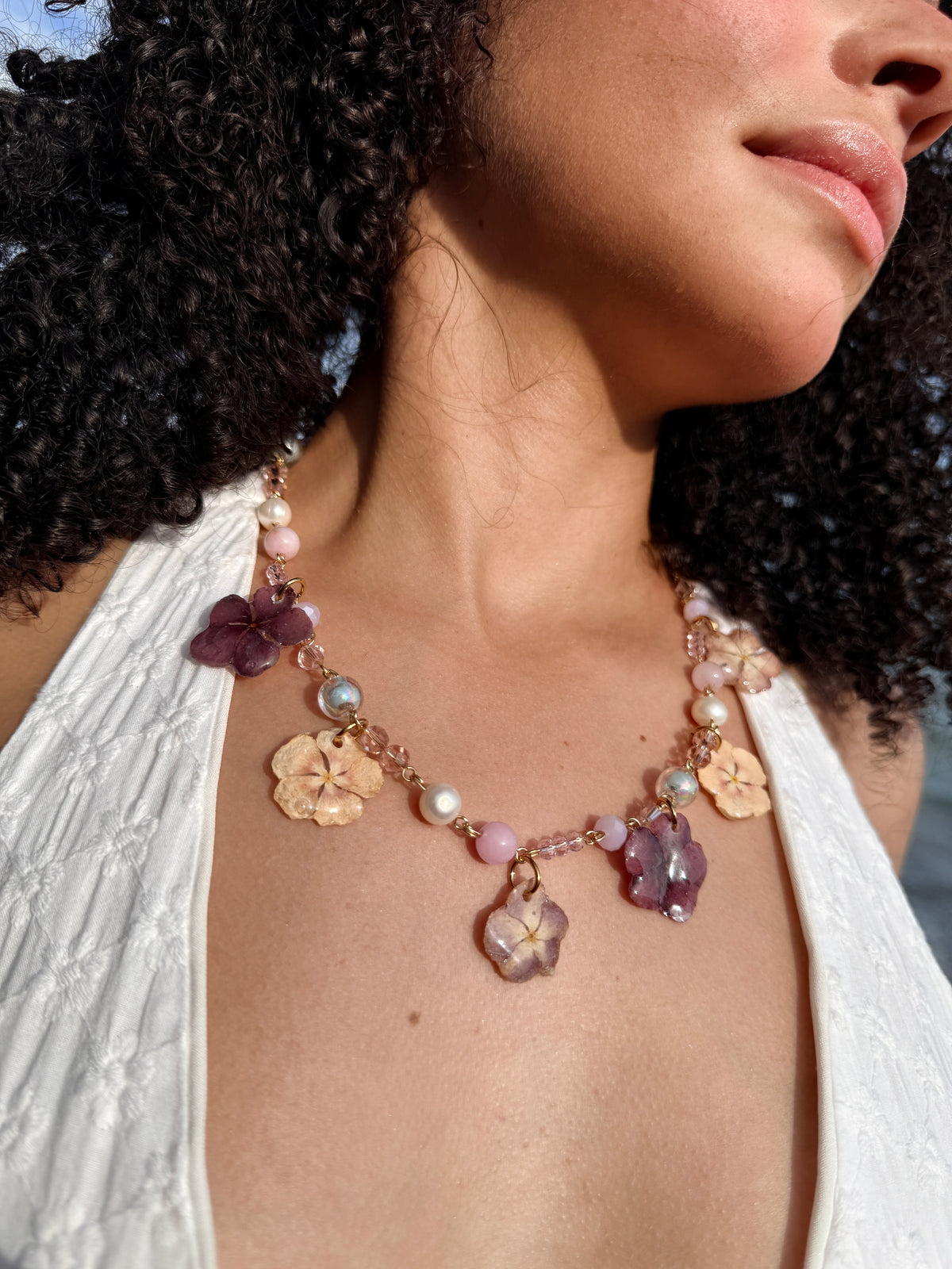 Coastal Bloom Necklace(playera)