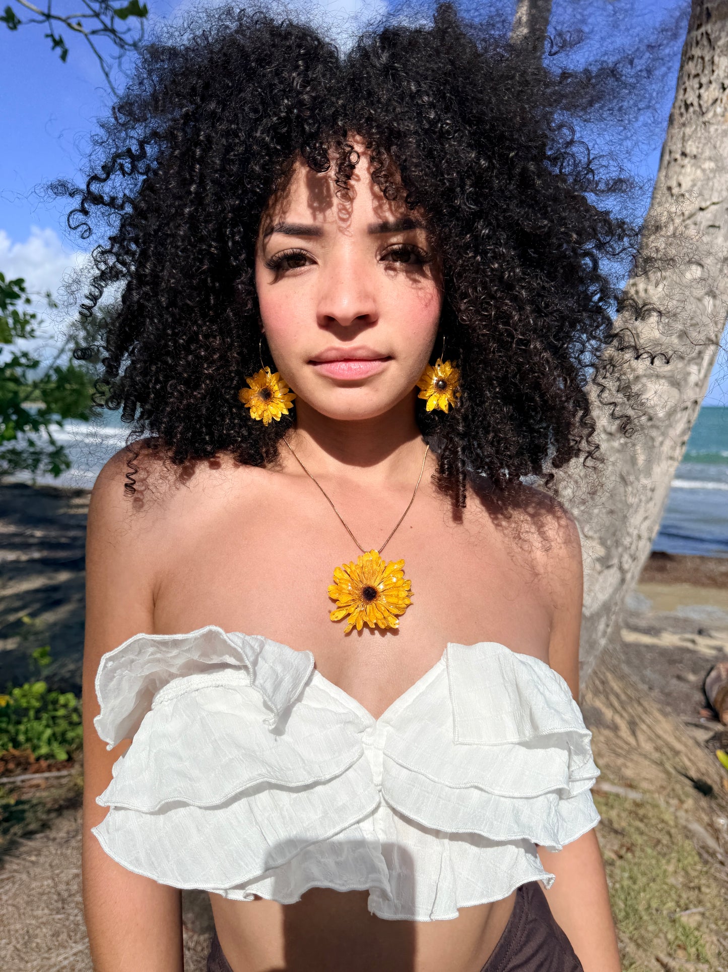 Sunflower set (aretes+ cadena)