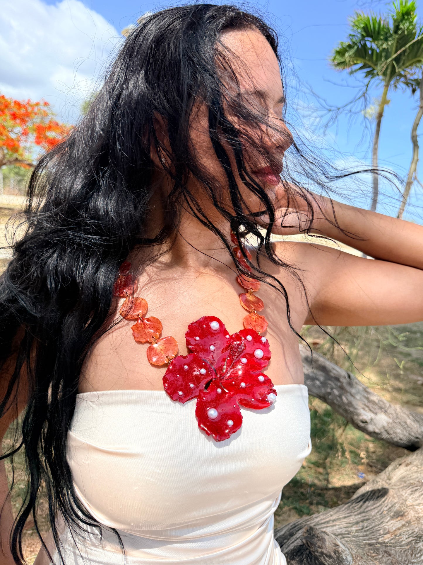 Flamboyán Poppy Pearl Necklace